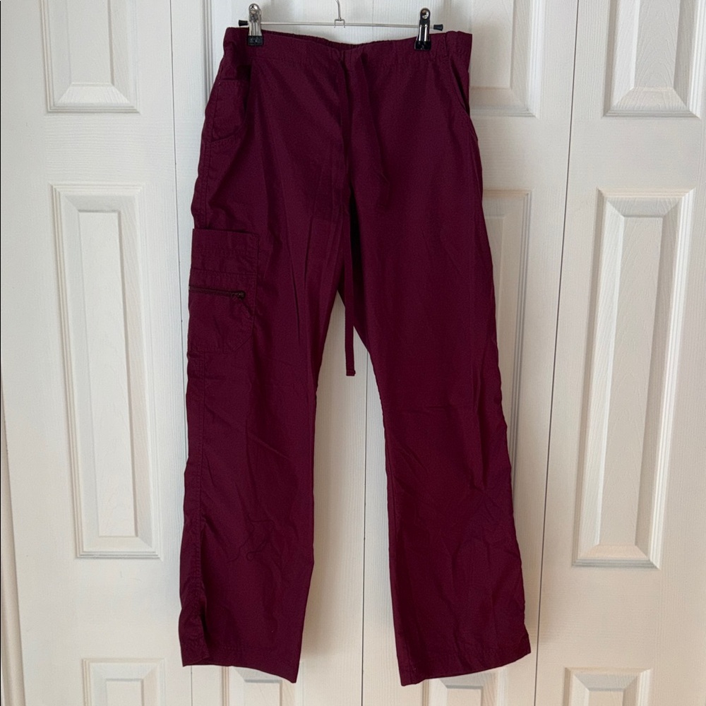 Women’s Peaches Scrub Pants - wine color